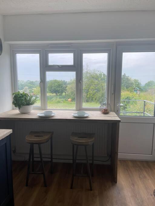 Stylish Apartment With Stunning Views Chislet Buitenkant foto